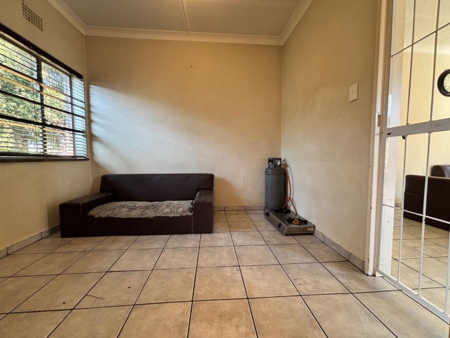 3 Bedroom Property for Sale in Wannenburghoogte Gauteng