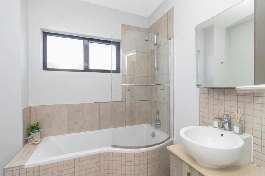 2 Bedroom Property for Sale in Edenburg Gauteng