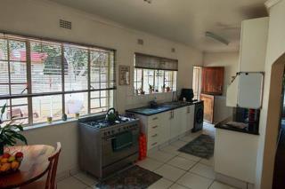 3 Bedroom Property for Sale in Brackendowns Gauteng