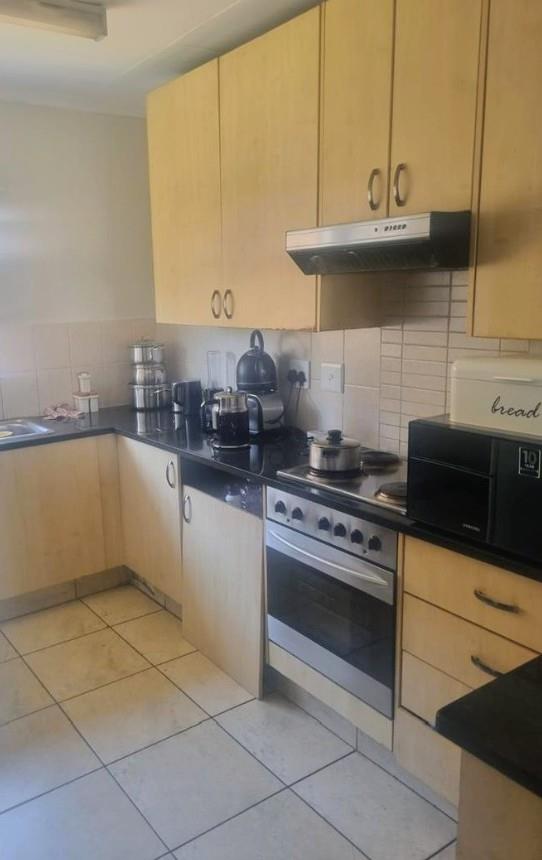 To Let 3 Bedroom Property for Rent in Corlett Gardens Gauteng