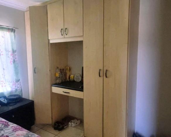 To Let 3 Bedroom Property for Rent in Corlett Gardens Gauteng