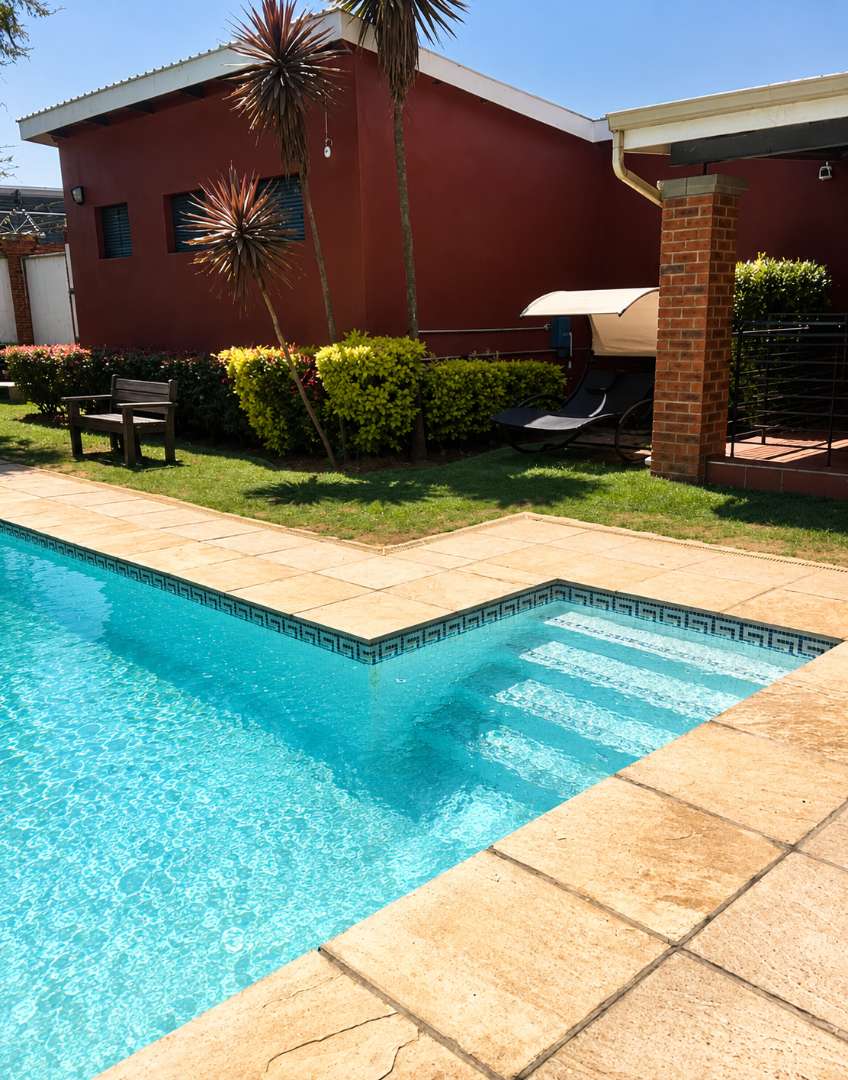 To Let 1 Bedroom Property for Rent in Modderfontein Gauteng