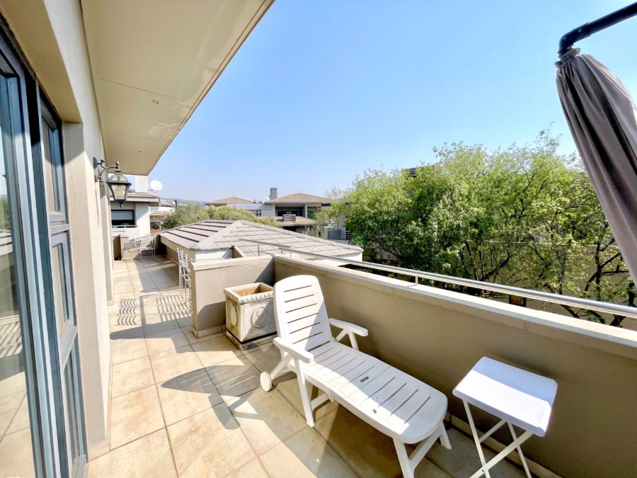 4 Bedroom Property for Sale in Lombardy Estate Gauteng