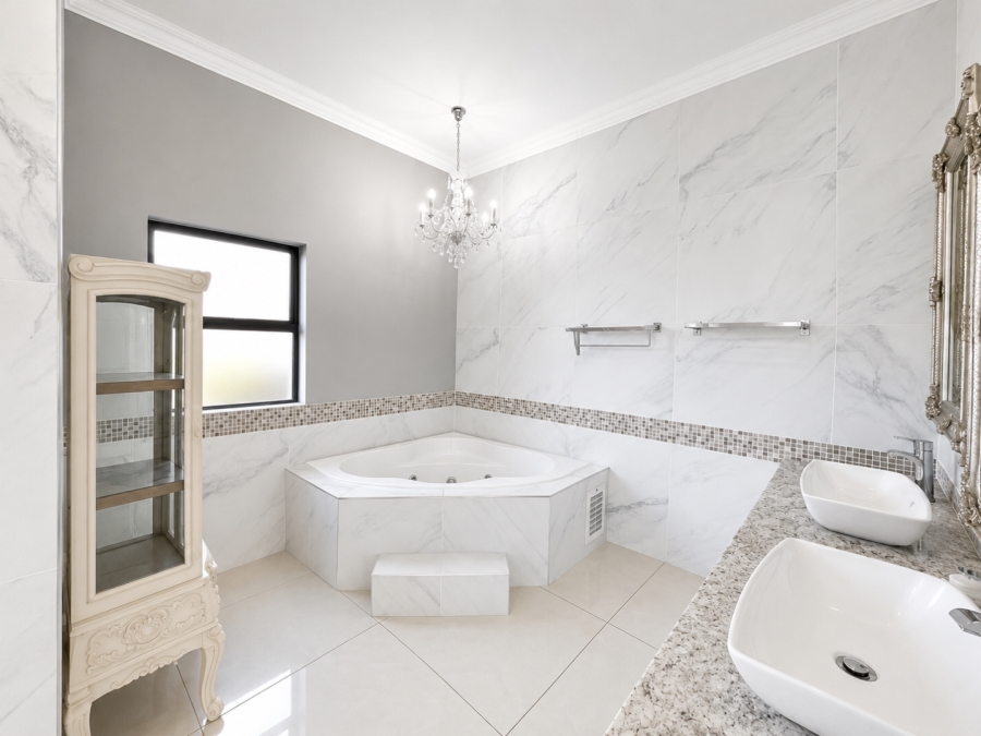 4 Bedroom Property for Sale in Lombardy Estate Gauteng