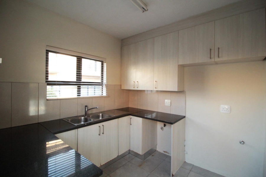 4 Bedroom Property for Sale in Blue Valley Golf Estate Gauteng