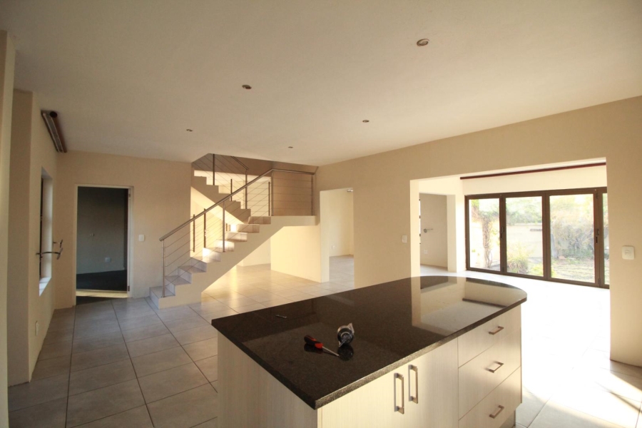4 Bedroom Property for Sale in Blue Valley Golf Estate Gauteng