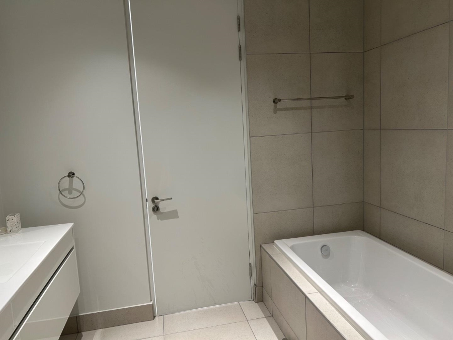 2 Bedroom Property for Sale in Vorna Valley Gauteng