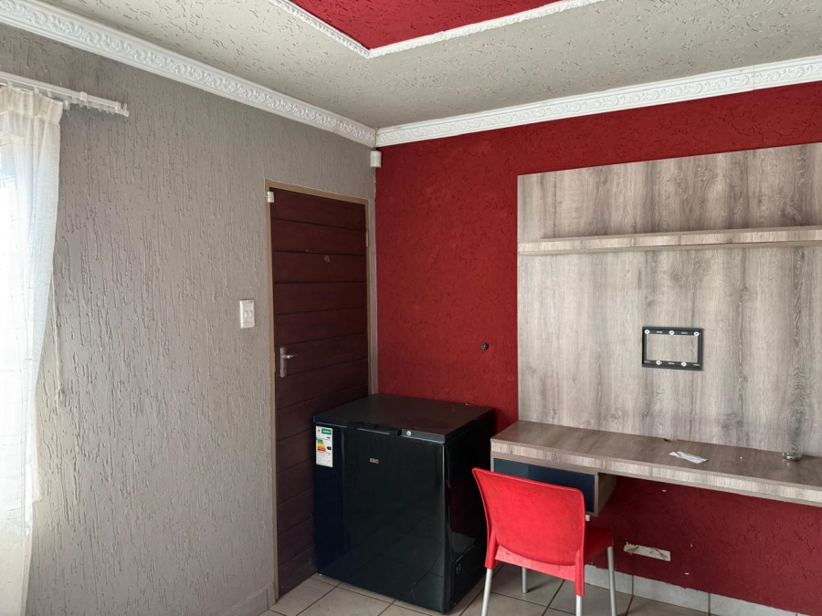 3 Bedroom Property for Sale in Sky City Gauteng
