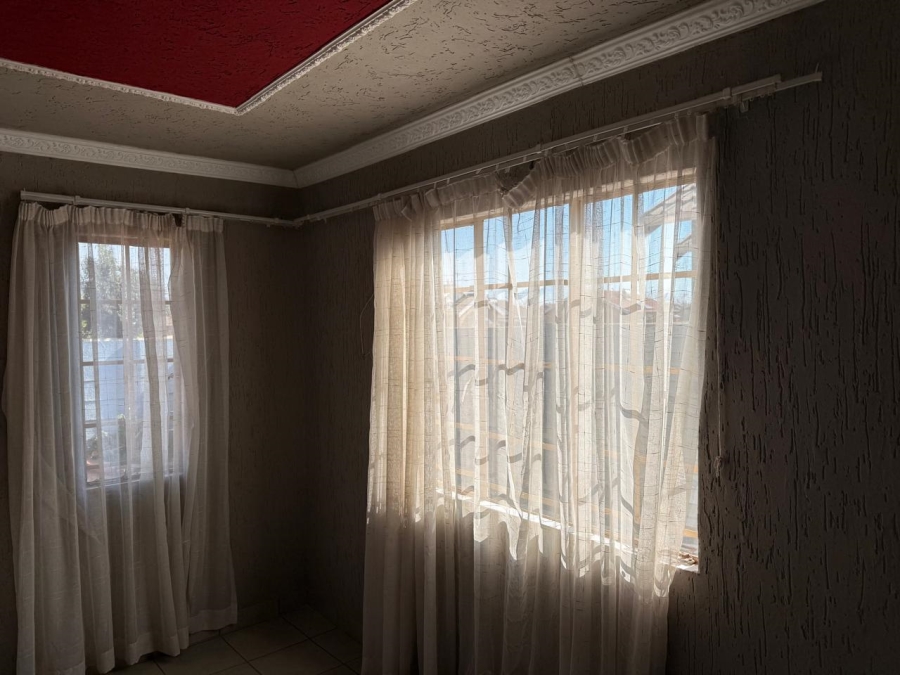 3 Bedroom Property for Sale in Sky City Gauteng