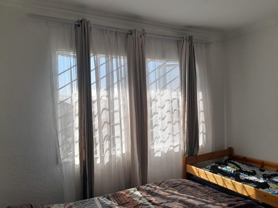2 Bedroom Property for Sale in Linmeyer Gauteng