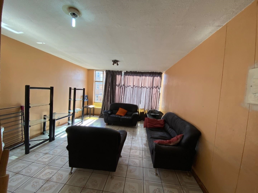 2 Bedroom Property for Sale in East Lynne Gauteng