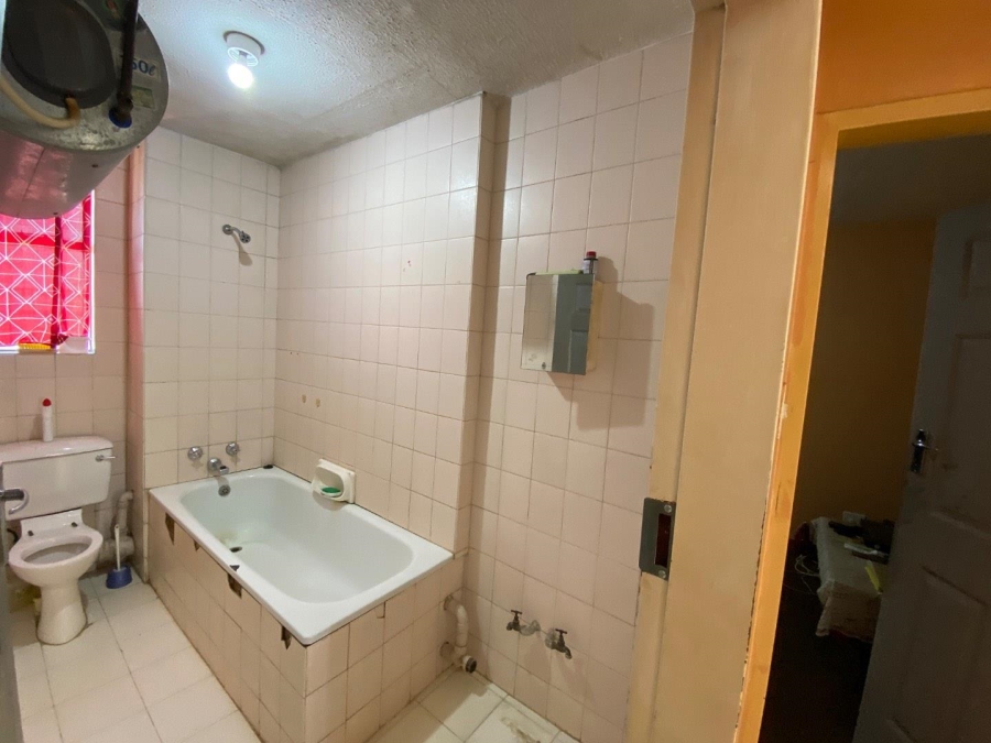 2 Bedroom Property for Sale in East Lynne Gauteng