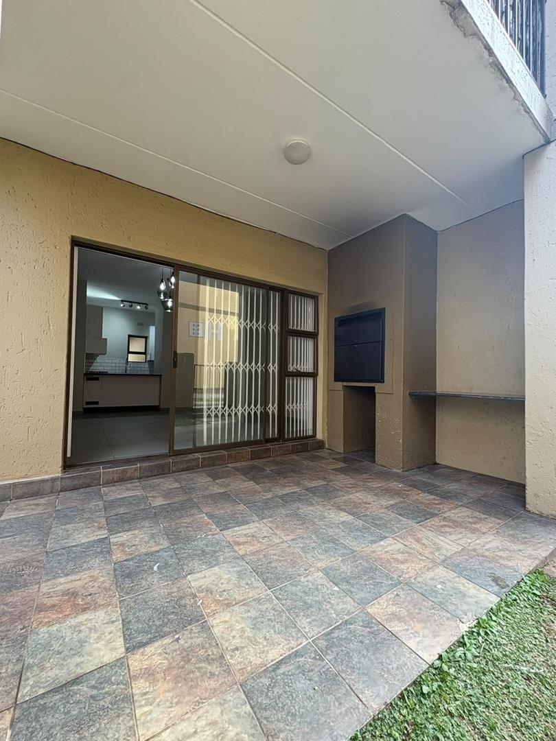 To Let 2 Bedroom Property for Rent in Fourways Gauteng