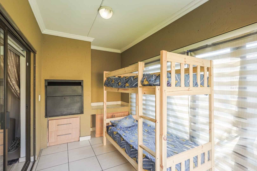 3 Bedroom Property for Sale in Equestria Gauteng