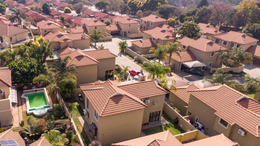 3 Bedroom Property for Sale in Equestria Gauteng