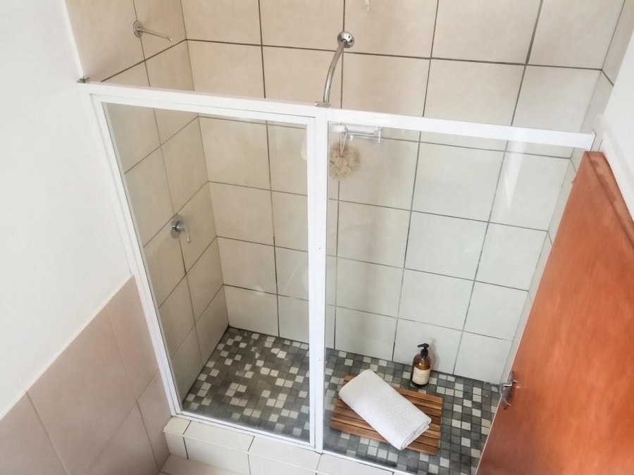 2 Bedroom Property for Sale in Pretoria North Gauteng