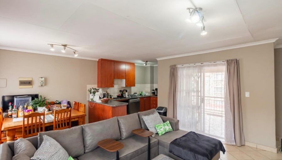 2 Bedroom Property for Sale in Noordhang Gauteng