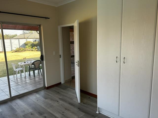 To Let 2 Bedroom Property for Rent in Brackenhurst Gauteng