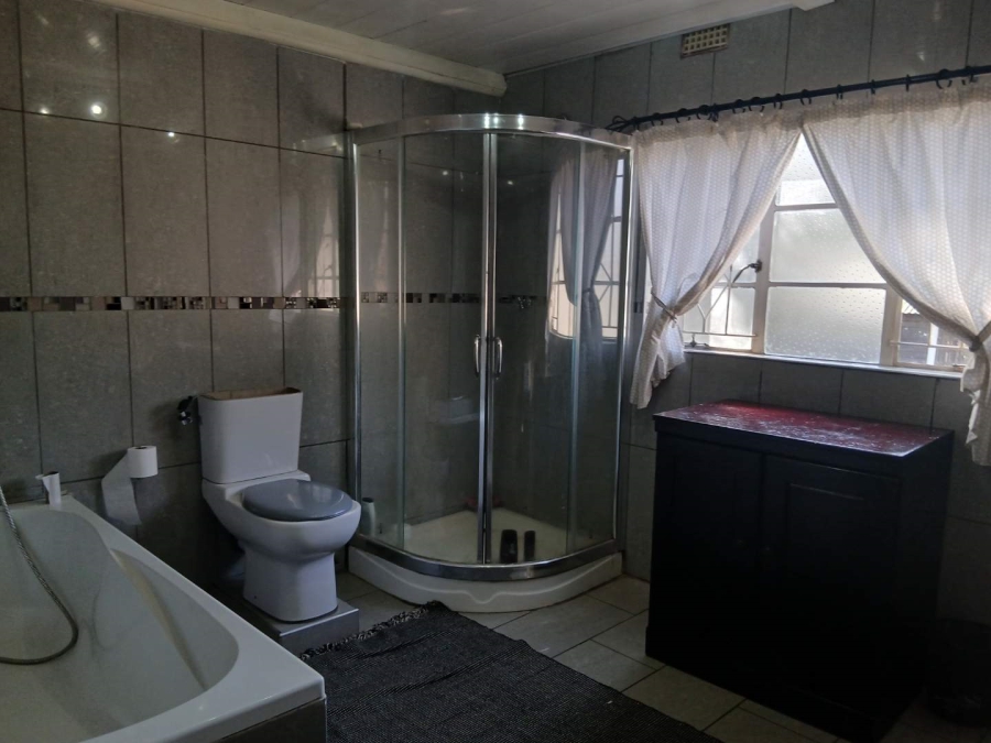 3 Bedroom Property for Sale in Delville Gauteng