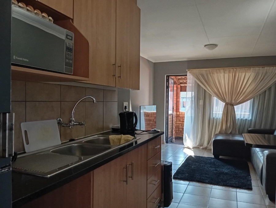 2 Bedroom Property for Sale in Alveda Park Gauteng