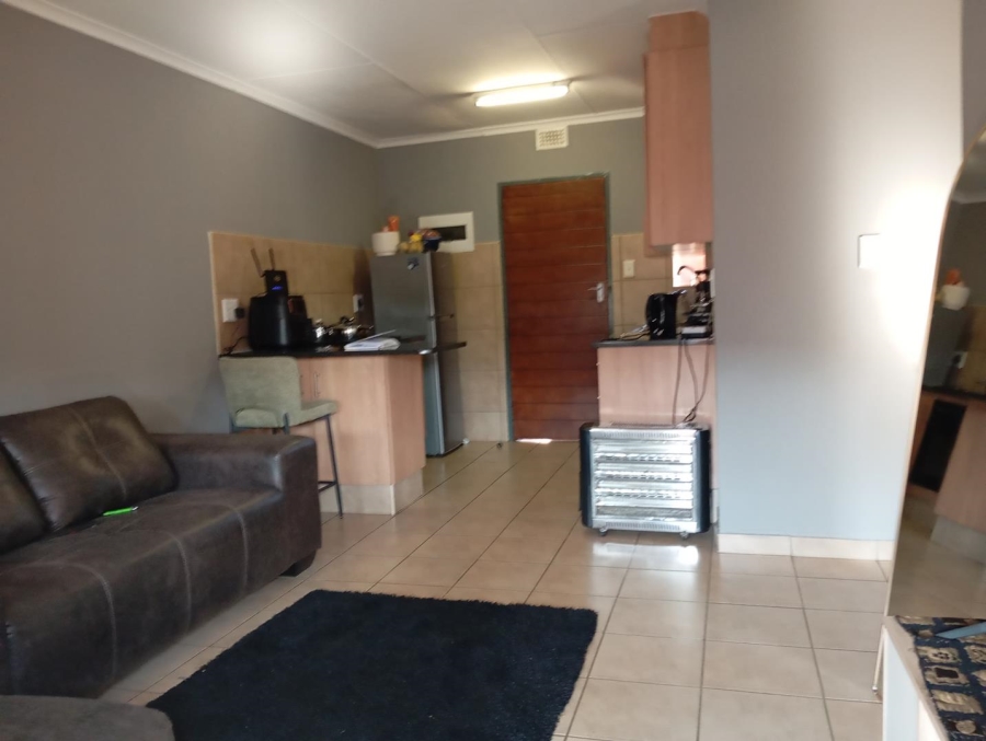 2 Bedroom Property for Sale in Alveda Park Gauteng