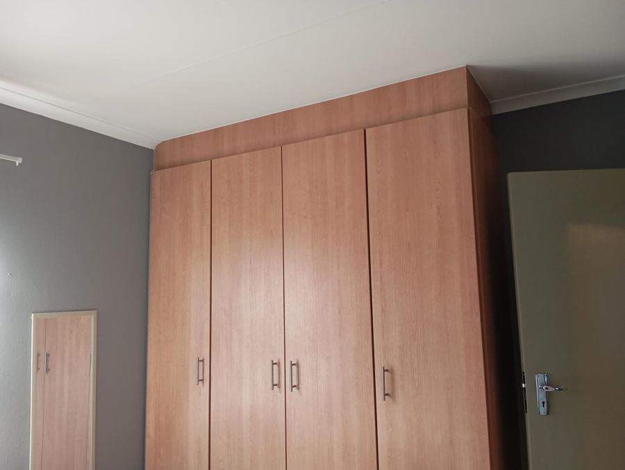 2 Bedroom Property for Sale in Alveda Park Gauteng