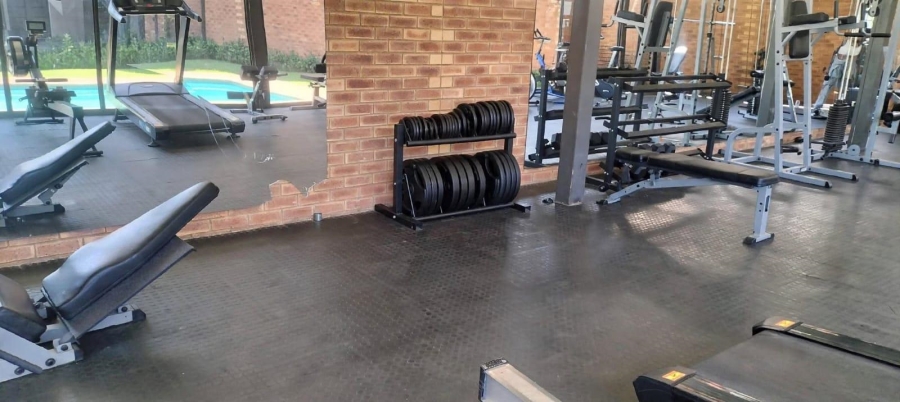 2 Bedroom Property for Sale in Jansenpark Gauteng