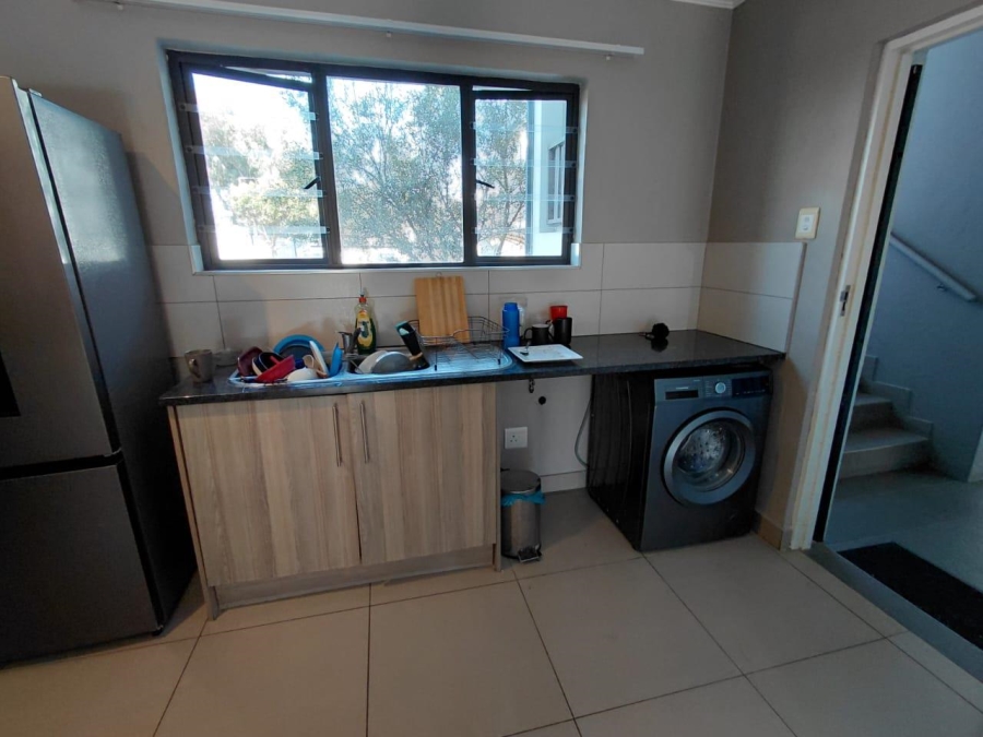 To Let 2 Bedroom Property for Rent in Chartwell Gauteng