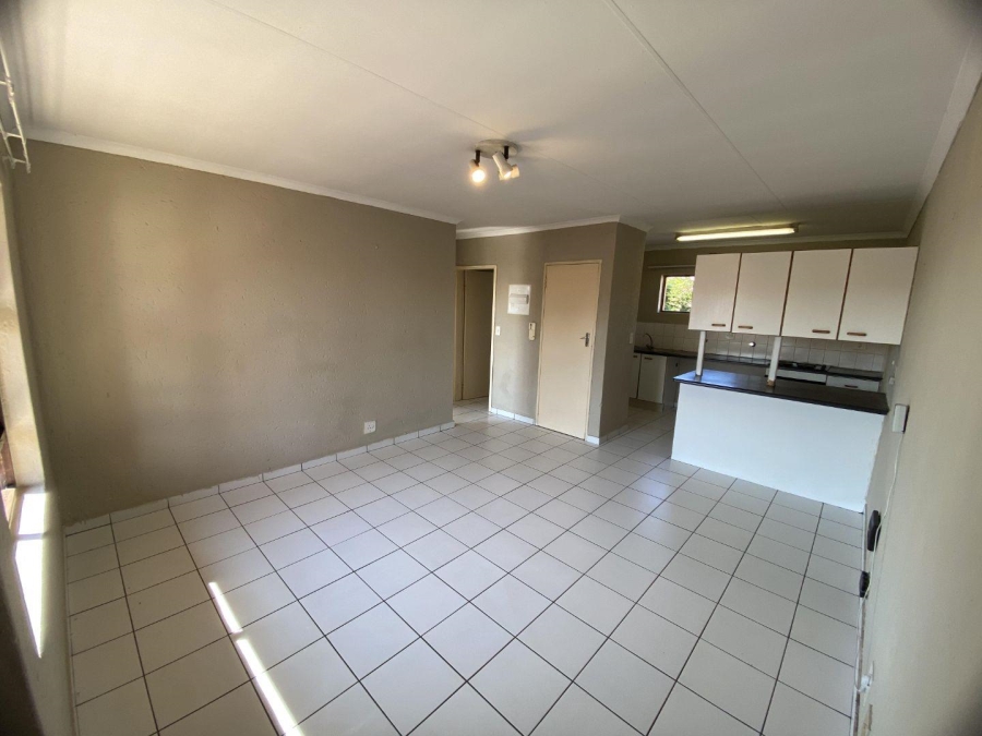 To Let 2 Bedroom Property for Rent in Ferndale Gauteng