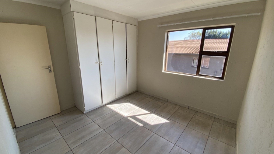 To Let 2 Bedroom Property for Rent in Ferndale Gauteng