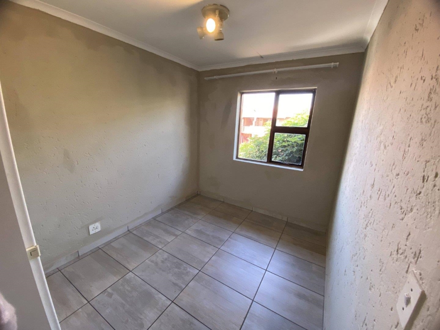 To Let 2 Bedroom Property for Rent in Ferndale Gauteng