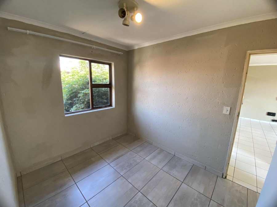 To Let 2 Bedroom Property for Rent in Ferndale Gauteng