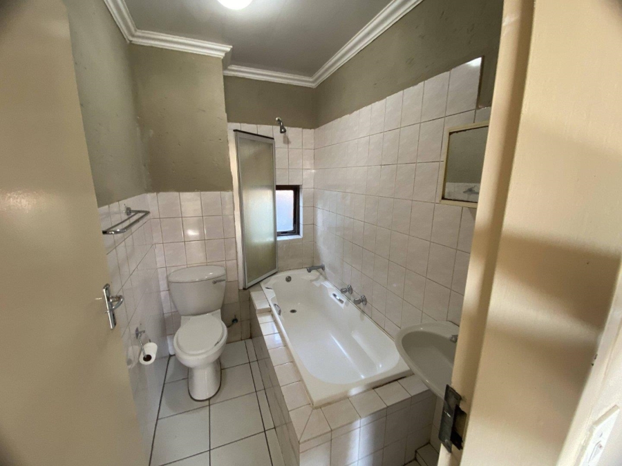 To Let 2 Bedroom Property for Rent in Ferndale Gauteng