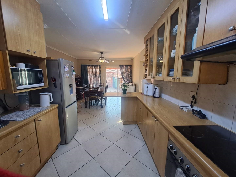 3 Bedroom Property for Sale in Highveld Gauteng