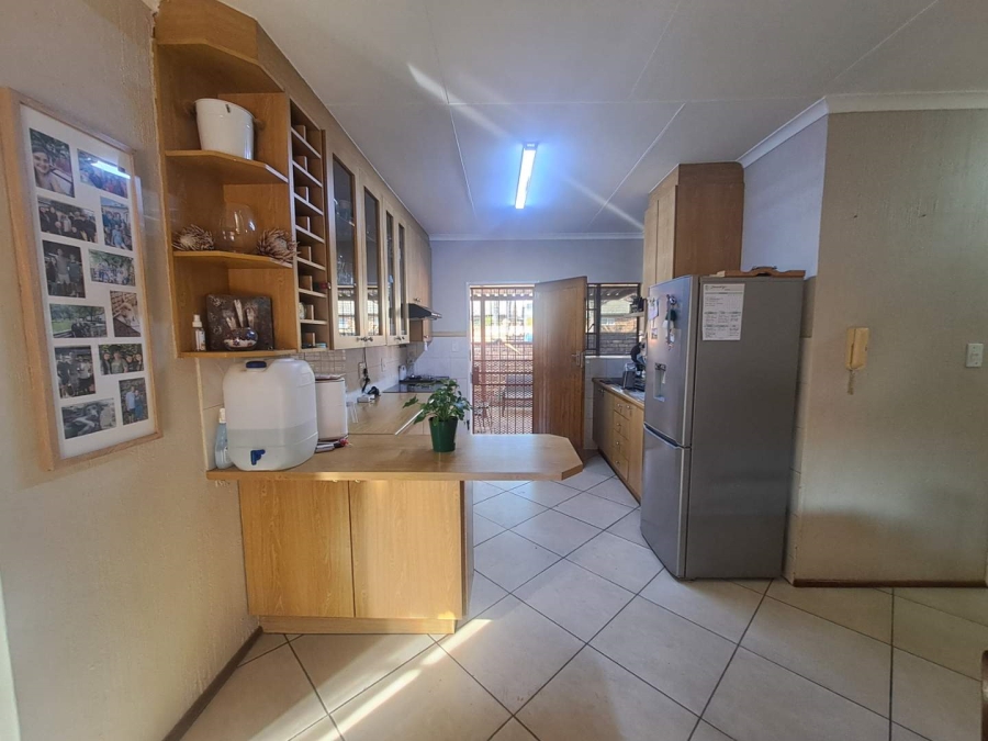 3 Bedroom Property for Sale in Highveld Gauteng
