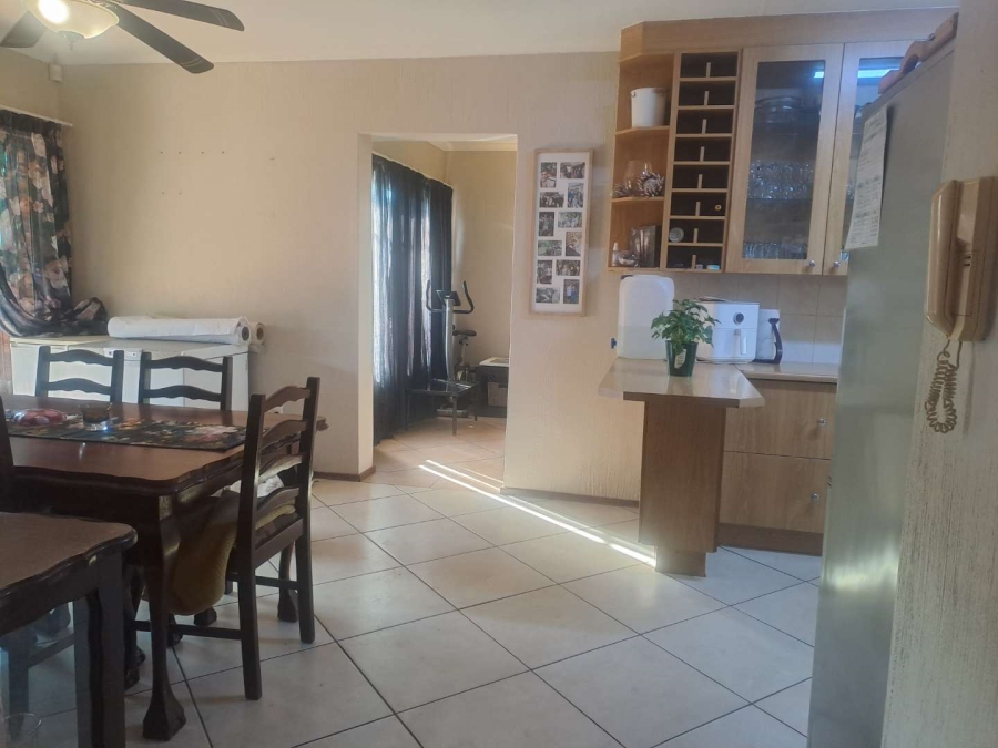 3 Bedroom Property for Sale in Highveld Gauteng