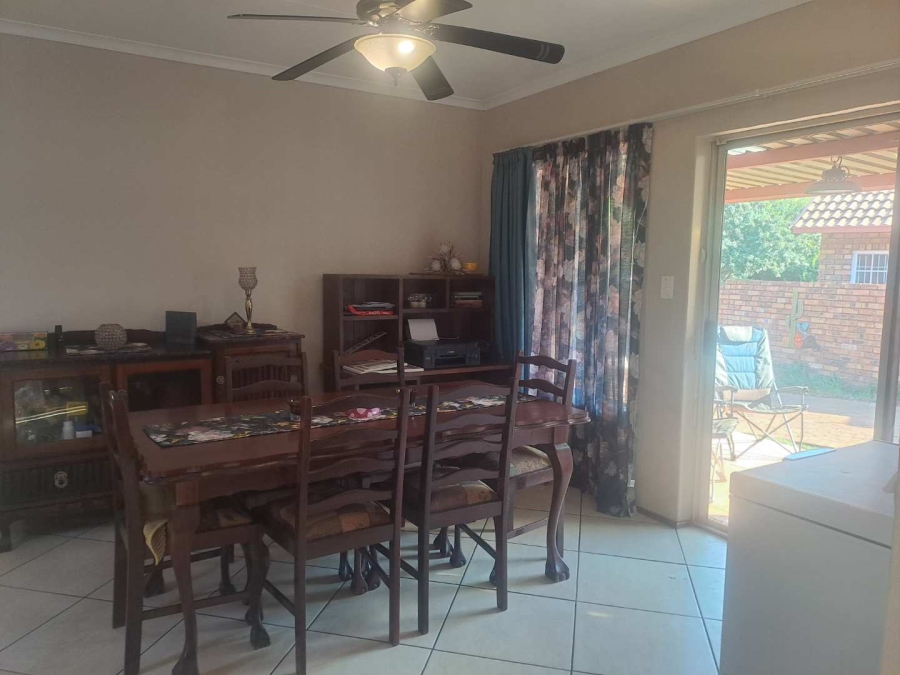 3 Bedroom Property for Sale in Highveld Gauteng