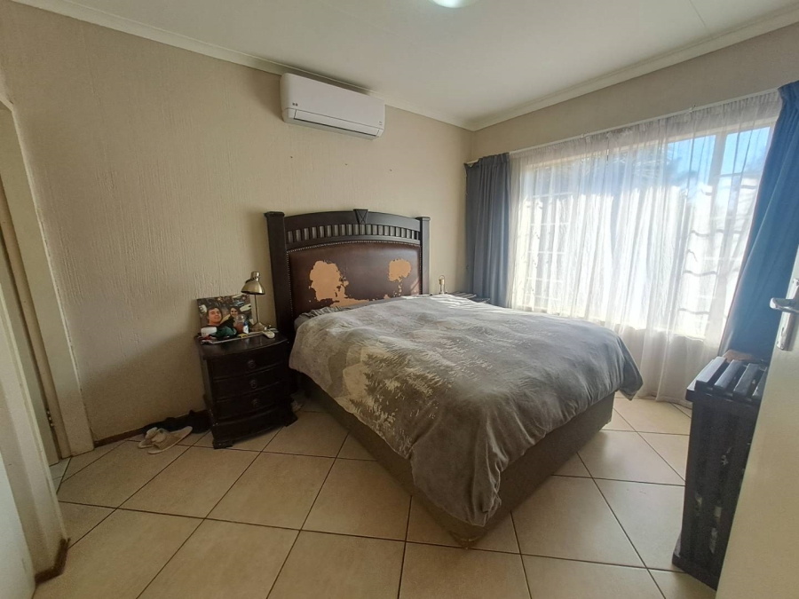3 Bedroom Property for Sale in Highveld Gauteng