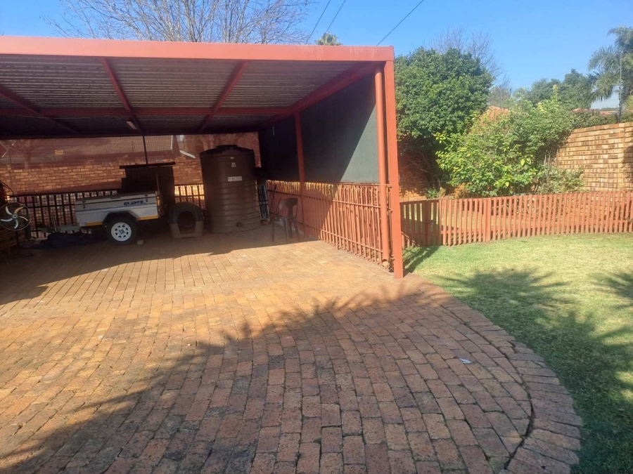 3 Bedroom Property for Sale in Highveld Gauteng