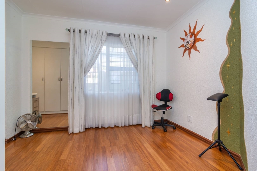 4 Bedroom Property for Sale in Rangeview Gauteng