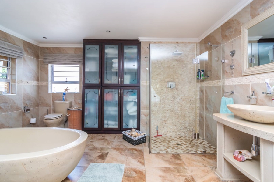 4 Bedroom Property for Sale in Rangeview Gauteng