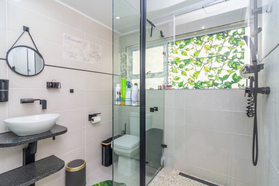 4 Bedroom Property for Sale in Rangeview Gauteng