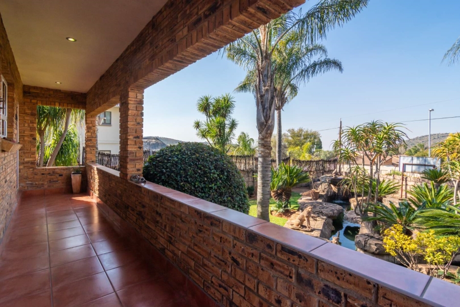 4 Bedroom Property for Sale in Rangeview Gauteng