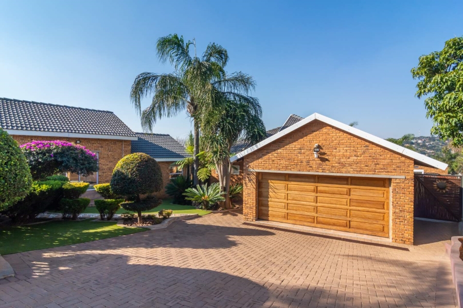 4 Bedroom Property for Sale in Rangeview Gauteng