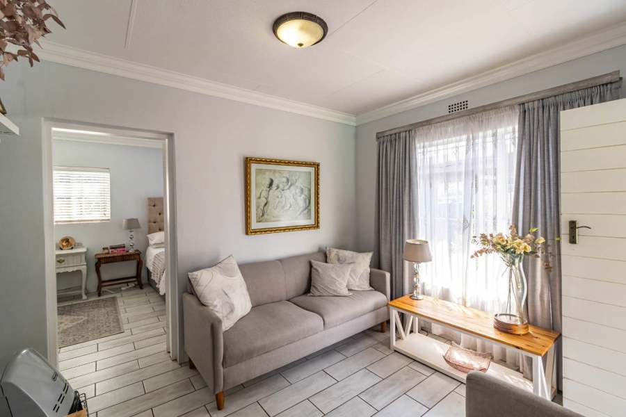 5 Bedroom Property for Sale in Brackendowns Gauteng