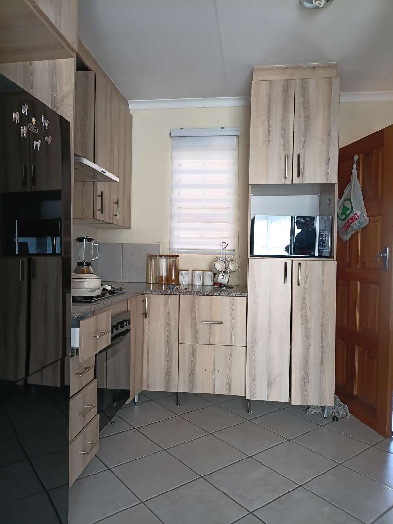 3 Bedroom Property for Sale in Andeon Gauteng