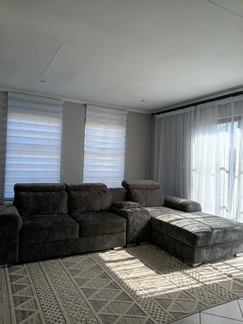 3 Bedroom Property for Sale in Andeon Gauteng