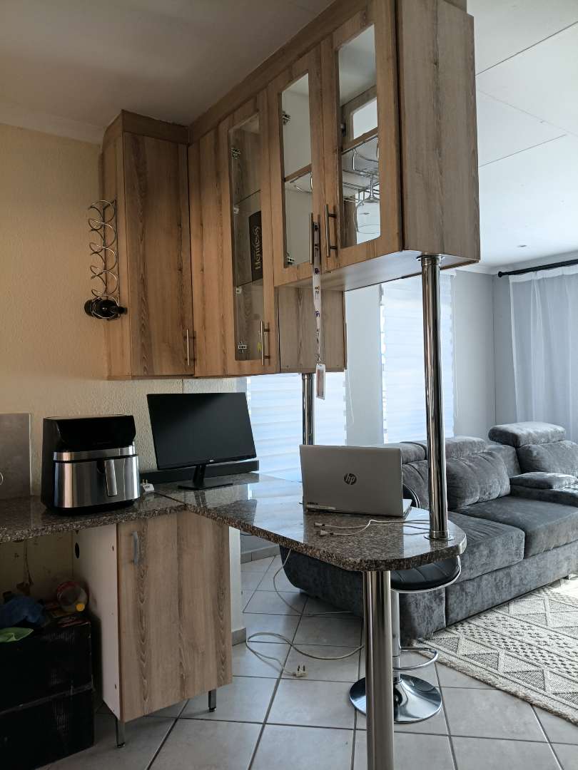 3 Bedroom Property for Sale in Andeon Gauteng