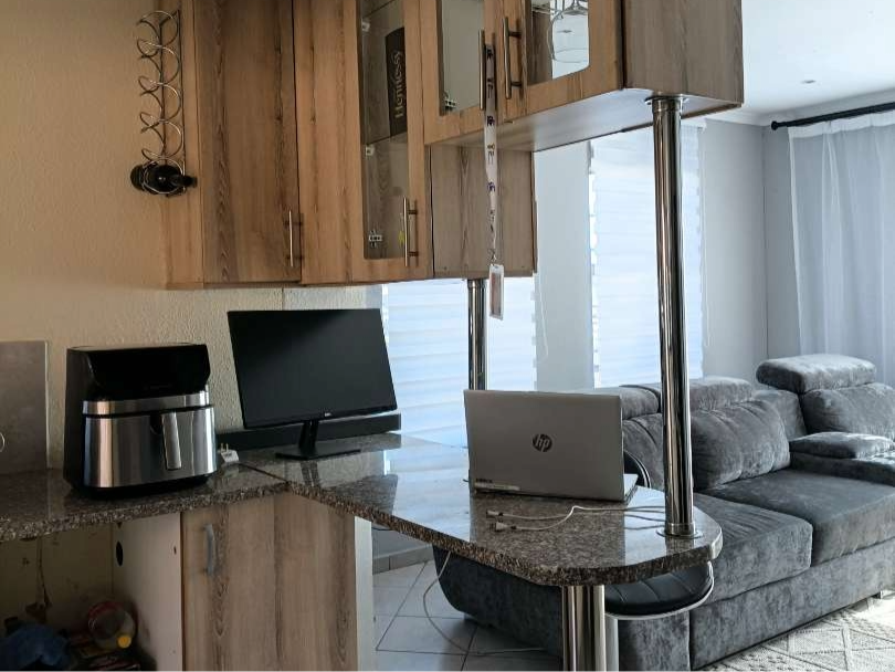 3 Bedroom Property for Sale in Andeon Gauteng