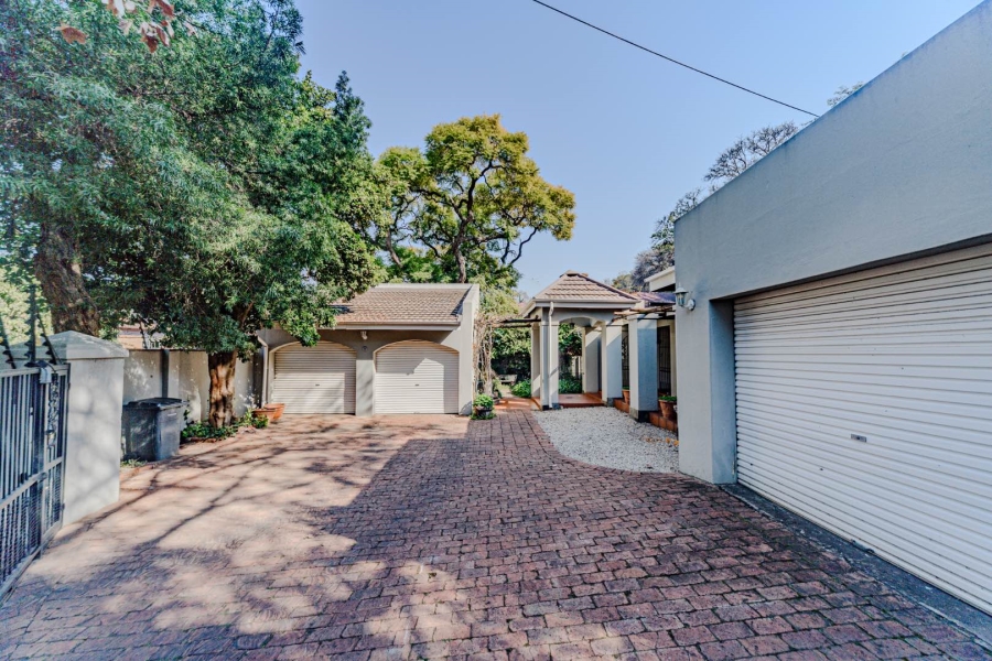 4 Bedroom Property for Sale in Rietondale Gauteng